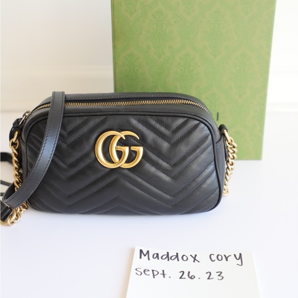 GG MARMONT SMALL SHOULDER BAG BLACK LEATHER - Picture 1 of 14